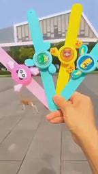 Spinning Slap Band with LED Lights – Fun & Safe Wrist Accessory for Kids! 🎉🌟