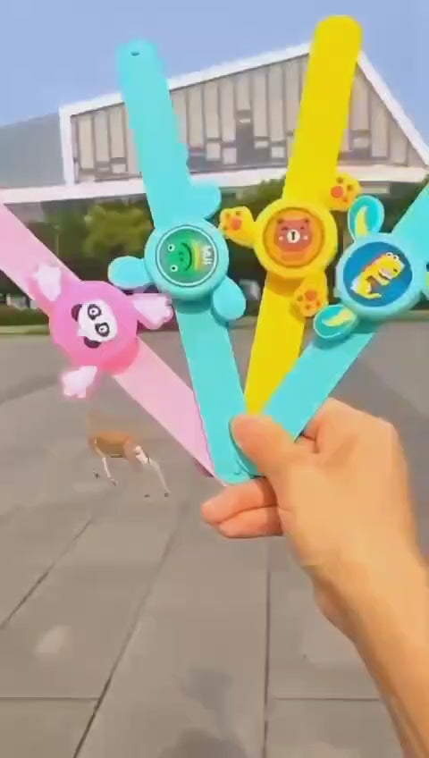 Spinning Slap Band with LED Lights – Fun & Safe Wrist Accessory for Kids! 🎉🌟